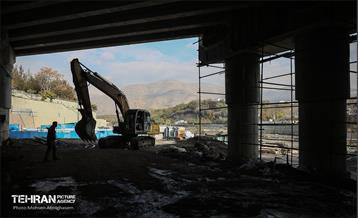 بازدید دانشجویان از پروژه مقاوم‌سازی پل تقاطع بزرگراه همت و رودخانه کن 47