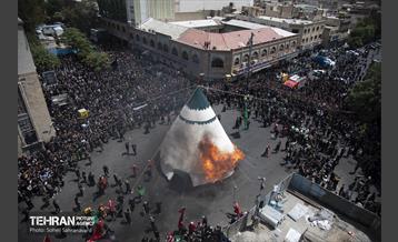 خیمه سوزان ظهر عاشورا در چهارراه گلوبندگ 12