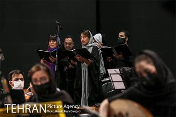 تمرین کنسرت آنلاین نغمه های تهران در برج میلاد 31