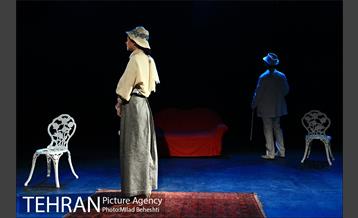 افتتاح تماشاخانه کنش معاصر با اجرای نمایش بازی یالتا‎ 6