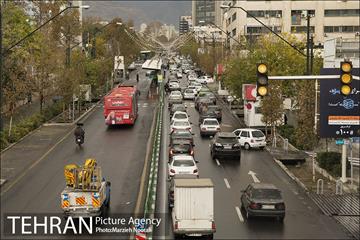 ترافیک تهران در یک روز بارانی 17