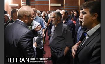 دیدار شهردار تهران با هنرمندان و رونمایی از قرآن خطی 26