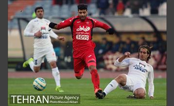 دیدار تیم های فوتبال پرسپولیس و سایپا