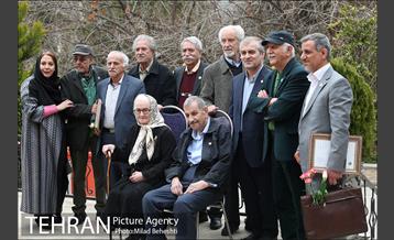 جشن تولد هنرمندان پیشکسوت متولد اسفند‎ 15