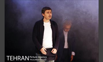 نمایش مرگ و پنگوئن  12