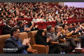 آیین تجلیل از همکاران شرکت خودرو سرویس شهر 49