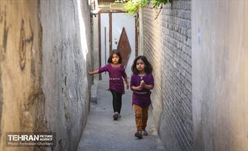 پس کوچه / فریدون قربانی