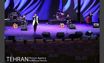 کنسرت آنلاین علی زند وکیلی 38