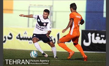 دیدار سایپا و بادران تهران در جام حذفی 15
