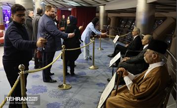 نشست صمیمی شهردار تهران با اساتید دانشگاه‌های ایران و روسیه 27