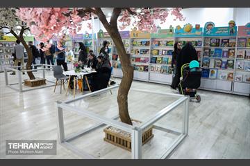 سی‌وششمین نمایشگاه بین‌المللی کتاب تهران 13