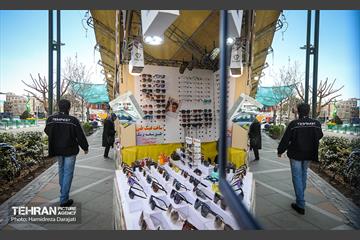 طرح ساماندهی موقت دستفروشان و بساط‌گستران 35