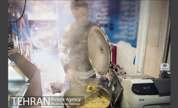 خیابان آیت در یک روز بارانی 7