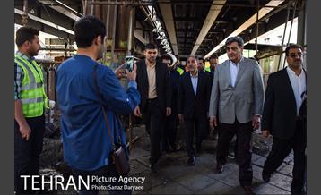 بازدید شهردار تهران از بازسازی پل کریمخان 15