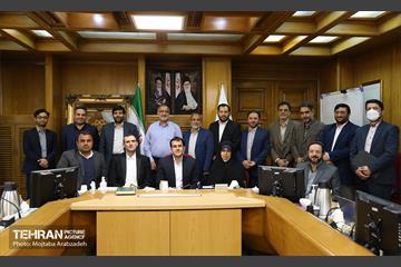نقد و بررسی عملکرد معاونت منابع انسانی در سال گذشته و سال جدید 21