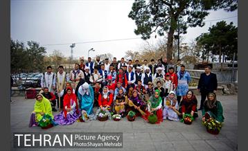 جشنواره نوروزگاه در میدان راه آهن 17