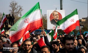 تشییع پیکر مطهر شهدای ناوشکن دنا
