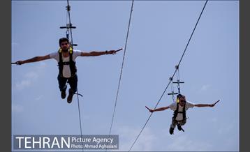 افتتاح زیپ لاین و پل معلق برج میلاد 13