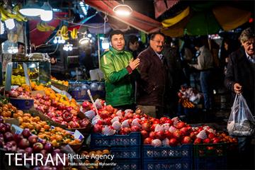 تهران یک شب مانده به یلدا 31