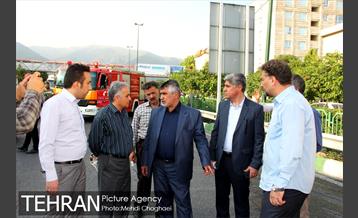 انجام عملیات ترمیم و بازسازی نشست زمین بزرگراه صیاد شیرازی 14