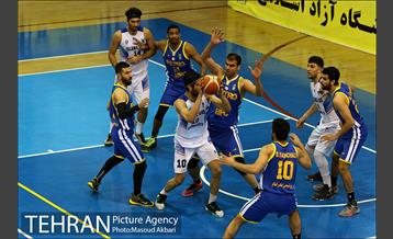 رقابت بسکتبال تیم های دانشگاه آزاد - پتروشیمی بندر امام