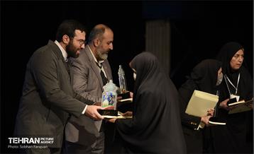 مراسم تجلیل از بانوان مدافع سلامت 26