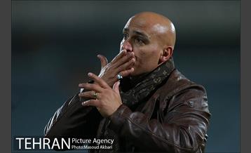 دیدار تیم های فوتبال استقلال تهران و پیکان