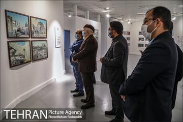 بازدید مدیران شهری به همراه اعضای شورای شهر از نمایشگاه تهران از منظر هنرمندان 2