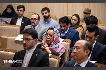 نشست «حقوق بشر در جهان، ایران و شهر» 19