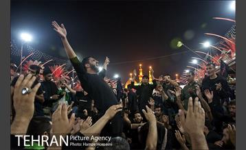 عزاداری عزاداران امام حسین (ع) در بین الحرمین 6