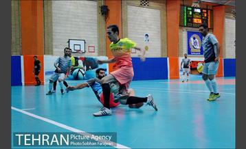 دیدار تیم های فوتسال مرکز ارتباطات و سازمان ورزش 12