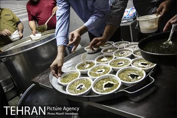 افطاری ساده تاکسی رانی در پایانه سازمان آب 11
