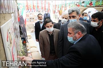 بازدید شهردار تهران از نمایشگاه دفاع مقدس 23