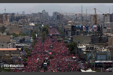 تشییع پیکر آقای شهید ایران - 3 18