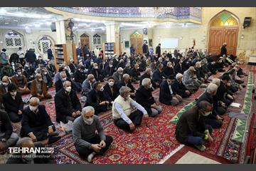 میز خدمت در مسجد جامع ابوذر منطقه ۱۷