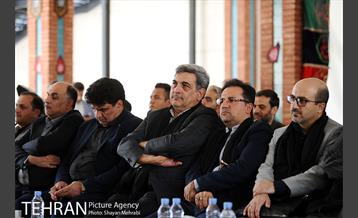 اهتزاز بزر‌گترین پرچم یا حسین (ع) 17