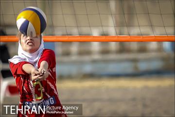 مسابقات والیبال ماسه‌ای زنان تهران 2