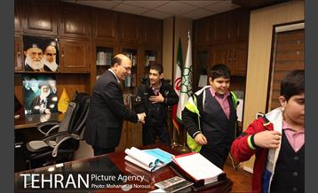 دیدار بچه های باغچه بان با شهردار منطقه شش 6