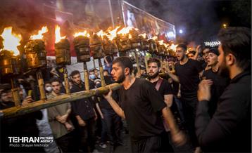 آئین سنتی مشعل گردانی 23