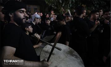 آیین مشعل‌گردانی در دولت آباد تهران 13