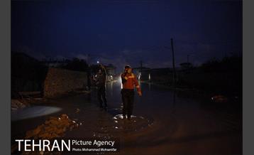 تخلیه آب از منازل مسکونی شهر آق قلا21