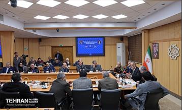 نشست هم‌اندیشی هیئت رئیسه اتاق اصناف تهران، روسای اتحادیه‌های صنفی تهران و هیئت امناء بازار تهران با شهردار تهران 14