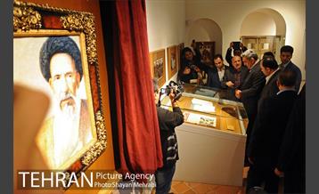 بازدید شهردار تهران از خانه موزه شهید مدرس در روز مجلس 29