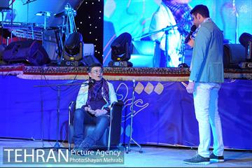 جشن بزرگ روز جمهوری اسلامی در منطقه گردشگری عباس آباد 10