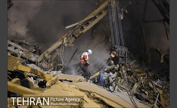 امداد رسانی شبانه در حادثه پلاسکو 10