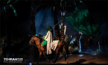 نمایش «تنهاتر از مسیح» 22