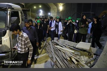 تور بازدید شرکت کنندگان دوره آرمانشهر از ایستگاه مترو میدان کتاب 20