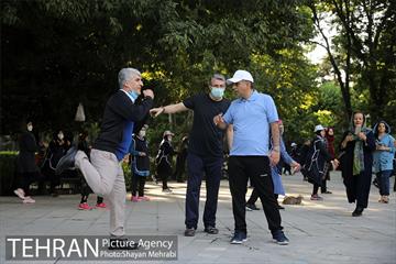 طرح پاکسازی پارک شهر تهران از فیلترهای سیگار  1