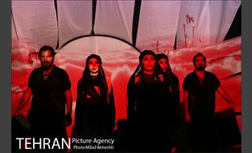 نمایش سرزمین پدری 4