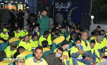 ضیافت یک هزار نفری افطار شهرداری منطقه ۵